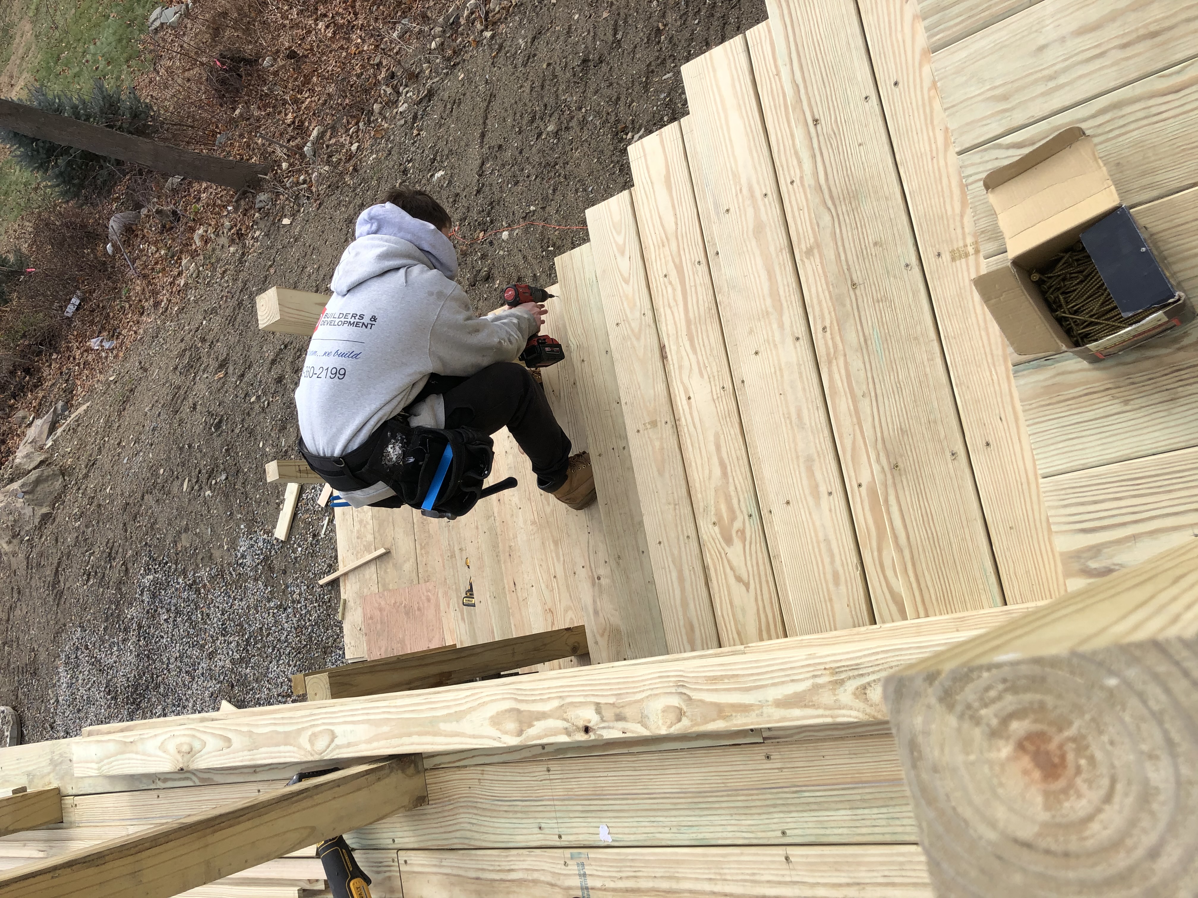 Highland Deck — Detail 14